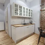 Homewell Pod Szczerbatym Apartment *