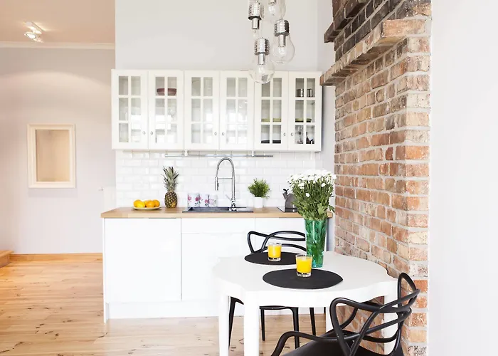 Homewell Pod Szczerbatym * 포즈난